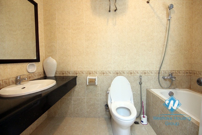 Well finished house with nice furnishings to rent in Tay Ho
